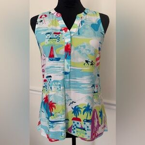 Crown & Ivy Blue and Green Scenic Top